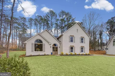 8035 Canter Ln, Alpharetta, GA 30009