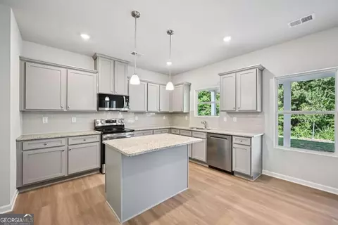 Kitchen - 11872 Rizvan Pl, Covington, GA 30014 photo 1 of 4