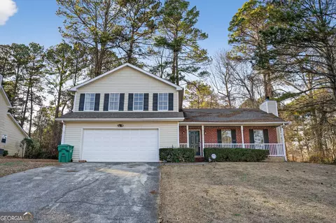 6656 Wildwood Ct, Lithonia, GA 30058