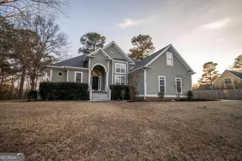 132 Whisperwood Ln, Athens, GA 30605