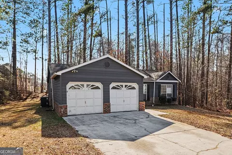 220 Westcliffe Ct, College Park, GA 30349