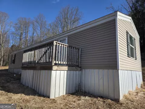 221 Cathey Rd # B, Mountain City, GA 30562