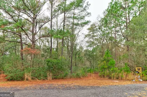 109 Unique Dr, Guyton, GA 31312