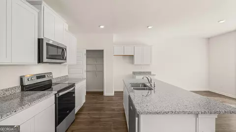 12058 Conrad Cir, Hampton, GA 30228 photo 8