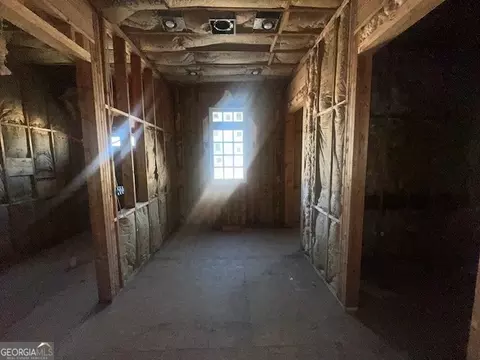 Entry Way - 818 W College St, Ailey, GA 30410 photo 2 of 2