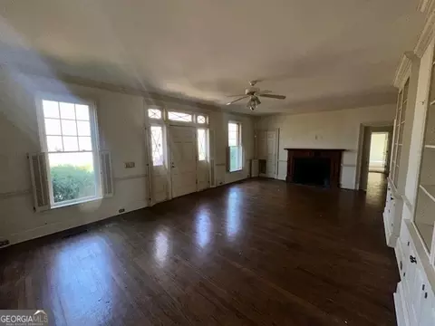 Living - 818 W College St, Ailey, GA 30410 photo 1 of 2