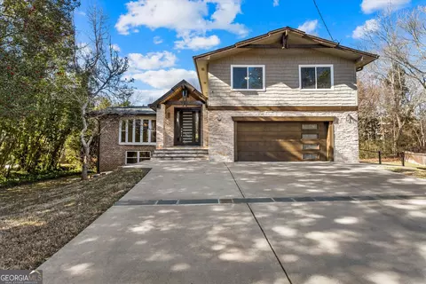 2116 Strasburg Ct, Atlanta, GA 30338