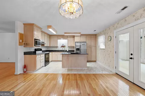 Kitchen - 423 Woods Rd, Brooks, GA 30205 photo 1 of 5