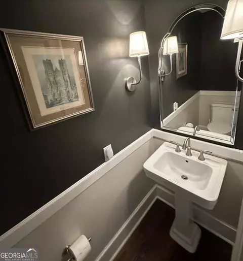Bath - 204 E Liberty St, Savannah, GA 31401 photo 1 of 6