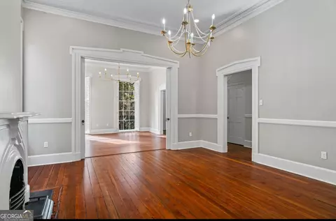 Living - 204 E Liberty St, Savannah, GA 31401 photo 2 of 6