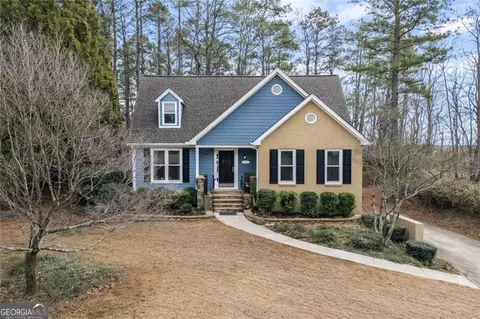 124 Price Hills Ct, Sugar Hill, GA 30518