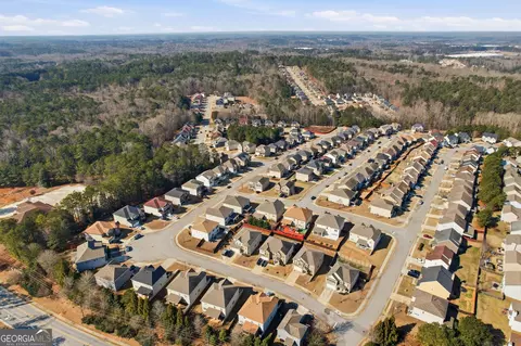 View/Area - 3205 Bowlin Dr, Fairburn, GA 30213 photo 2 of 7