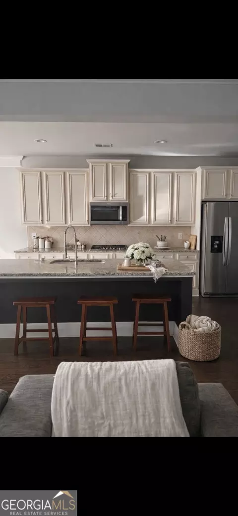 Kitchen - 3205 Bowlin Dr, Fairburn, GA 30213 photo 2 of 2