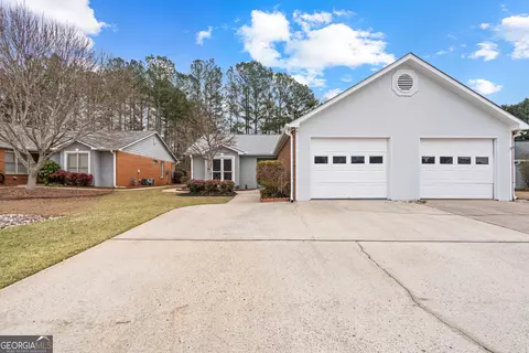 180 Wilbanks Dr, Fayetteville, GA 30215