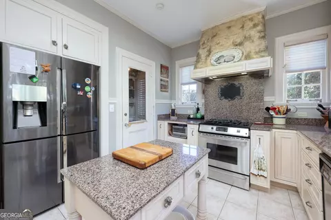 Kitchen - 1007 4th Ave, West Point, GA 31833 photo 1 of 4