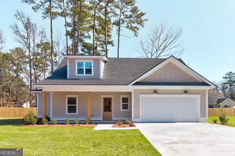 204 Pineland Dr, Rincon, GA 31326