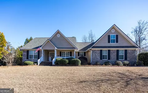 4450 Rivercliff Way, Gray, GA 31032