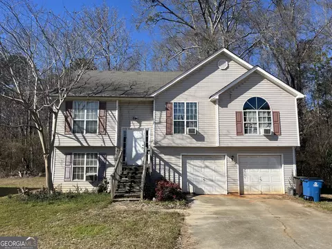 7061 Regency Ln, Mcdonough, GA 30253