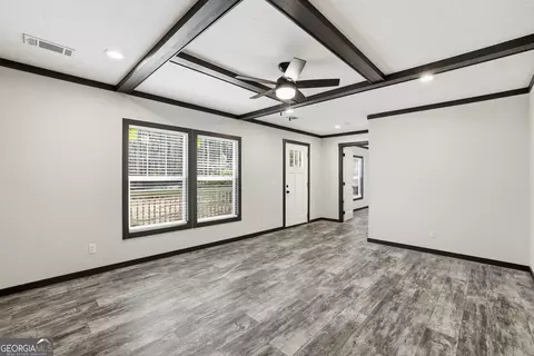 Living - 196 Hicks Trl, Toccoa, GA 30577 photo 3 of 3