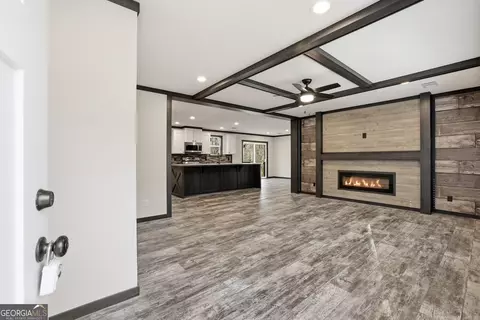 Living - 196 Hicks Trl, Toccoa, GA 30577 photo 1 of 3