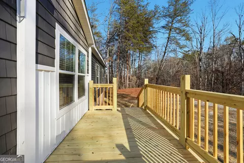 Exterior - 196 Hicks Trl, Toccoa, GA 30577 photo 2 of 4