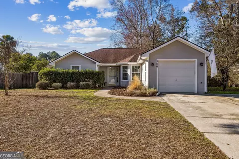 106 Tapique Cir, Saint Marys, GA 31558