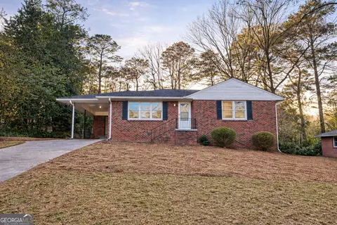1523 Sagewood Cir, Stone Mountain, GA 30083