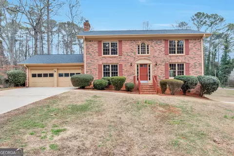 1306 Arlene Ct SW, Lilburn, GA 30047