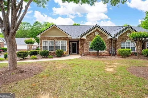 3735 Villa Springs Cir, Powder Springs, GA 30127