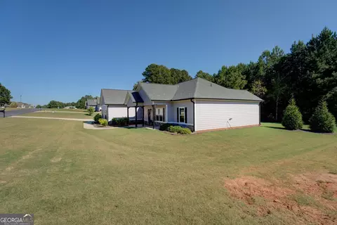 Exterior - 90 Cub Ln, Covington, GA 30016 photo 10 of 10