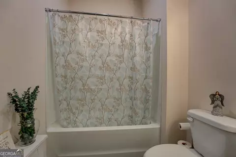 Bath - 90 Cub Ln, Covington, GA 30016 photo 3 of 3