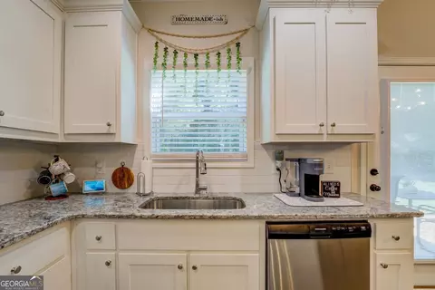 Kitchen - 90 Cub Ln, Covington, GA 30016 photo 2 of 3