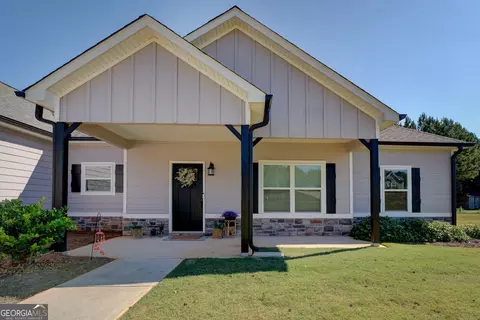 Exterior - 90 Cub Ln, Covington, GA 30016 photo 9 of 10
