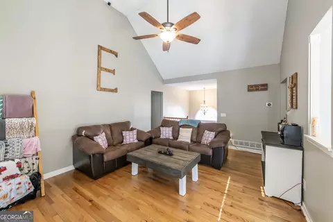 101 Robindale Ln, Temple, GA 30179 photo 11