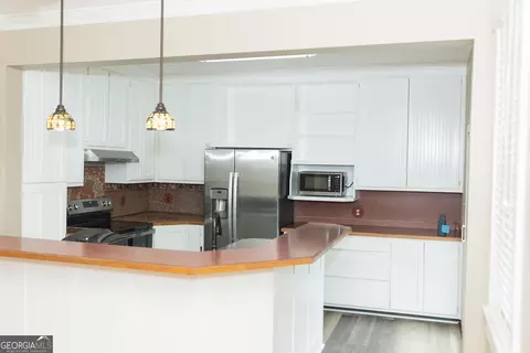 Kitchen - 119 College Ave, Lagrange, GA 30240 photo 2 of 4