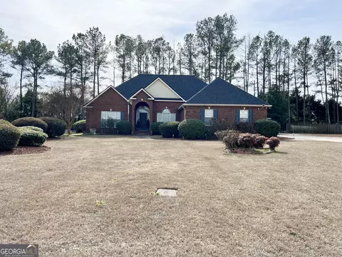 111 Ellice Ct, Warner Robins, GA 31088