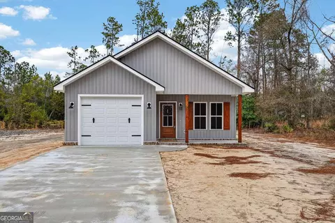 158 N Deborah Cir, Jesup, GA 31546