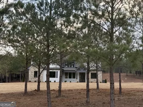 369 Coweta Heard, Hogansville, GA 30230