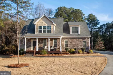 4218 Pine Hill Dr, Loganville, GA 30052