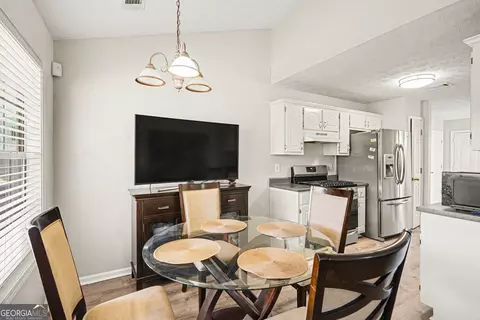 Dining - 2305 Sugarleaf Trl, Hampton, GA 30228 photo 1 of 2