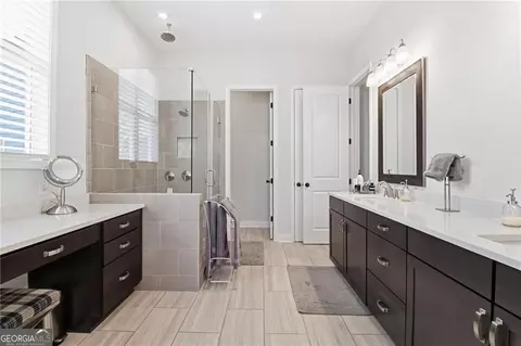 Bath - 522 Edgewater Dr, Canton, GA 30115 photo 1 of 4