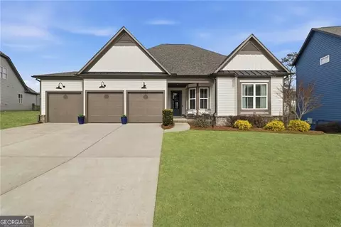 522 Edgewater Dr, Canton, GA 30115