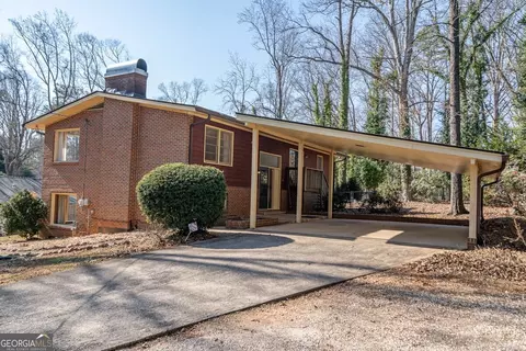 625 Forest Rd, Athens, GA 30605