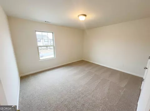 Bedroom - 1418 Turning Leaf Ln, Pendergrass, GA 30567 photo 5 of 8