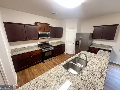 Kitchen - 1418 Turning Leaf Ln, Pendergrass, GA 30567 photo 1 of 4