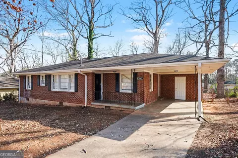 3963 Kirksford Dr, Decatur, GA 30035