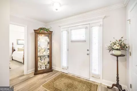 Entry Way - 420 Lamplight Dr, Byron, GA 31008 photo 2 of 4