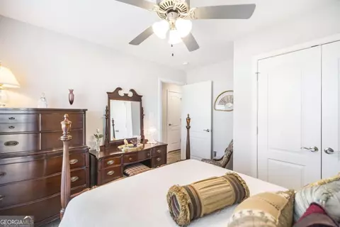 Bedroom - 420 Lamplight Dr, Byron, GA 31008 photo 4 of 6