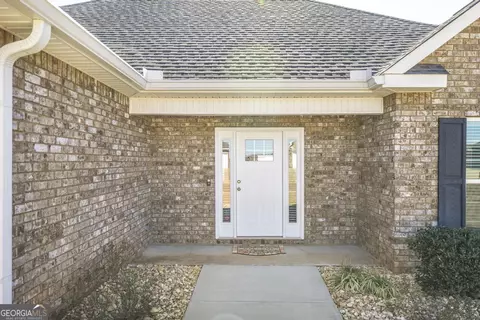 Entry Way - 420 Lamplight Dr, Byron, GA 31008 photo 1 of 4