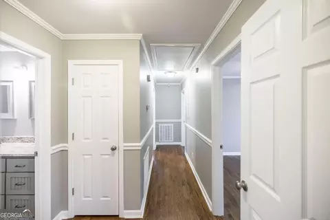 Entry Way - 411 Pine Forrest, Dublin, GA 31021 photo 1 of 1